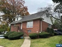 Building Photo - 784 Bergen Blvd