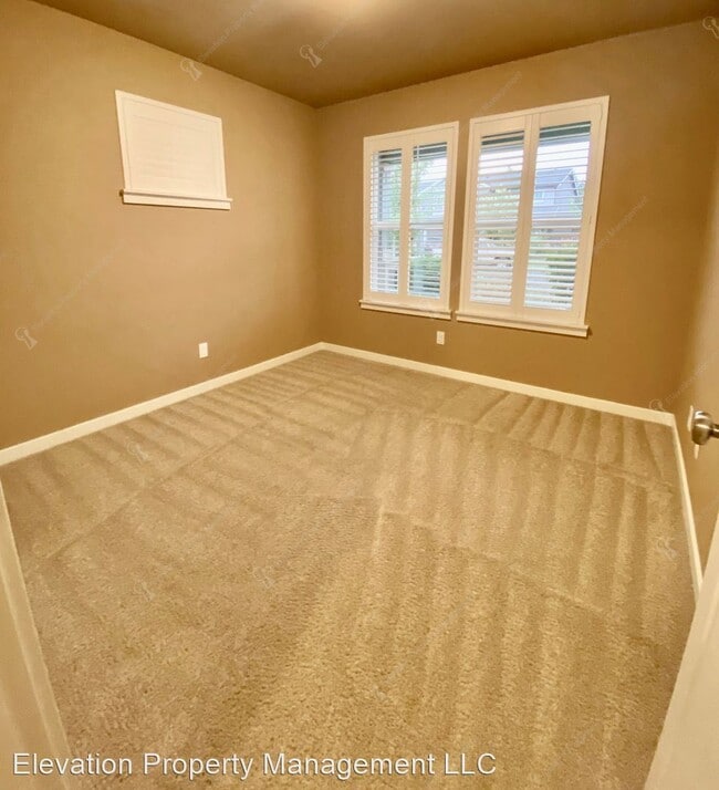 Building Photo - 3 br, 2 bath House - 20778 SE Hollis Ln