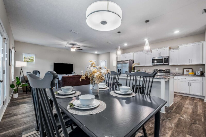 Building Photo - 4230 Spyglass Dr