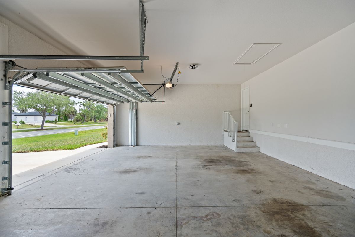 Building Photo - 249 Rotonda Blvd W
