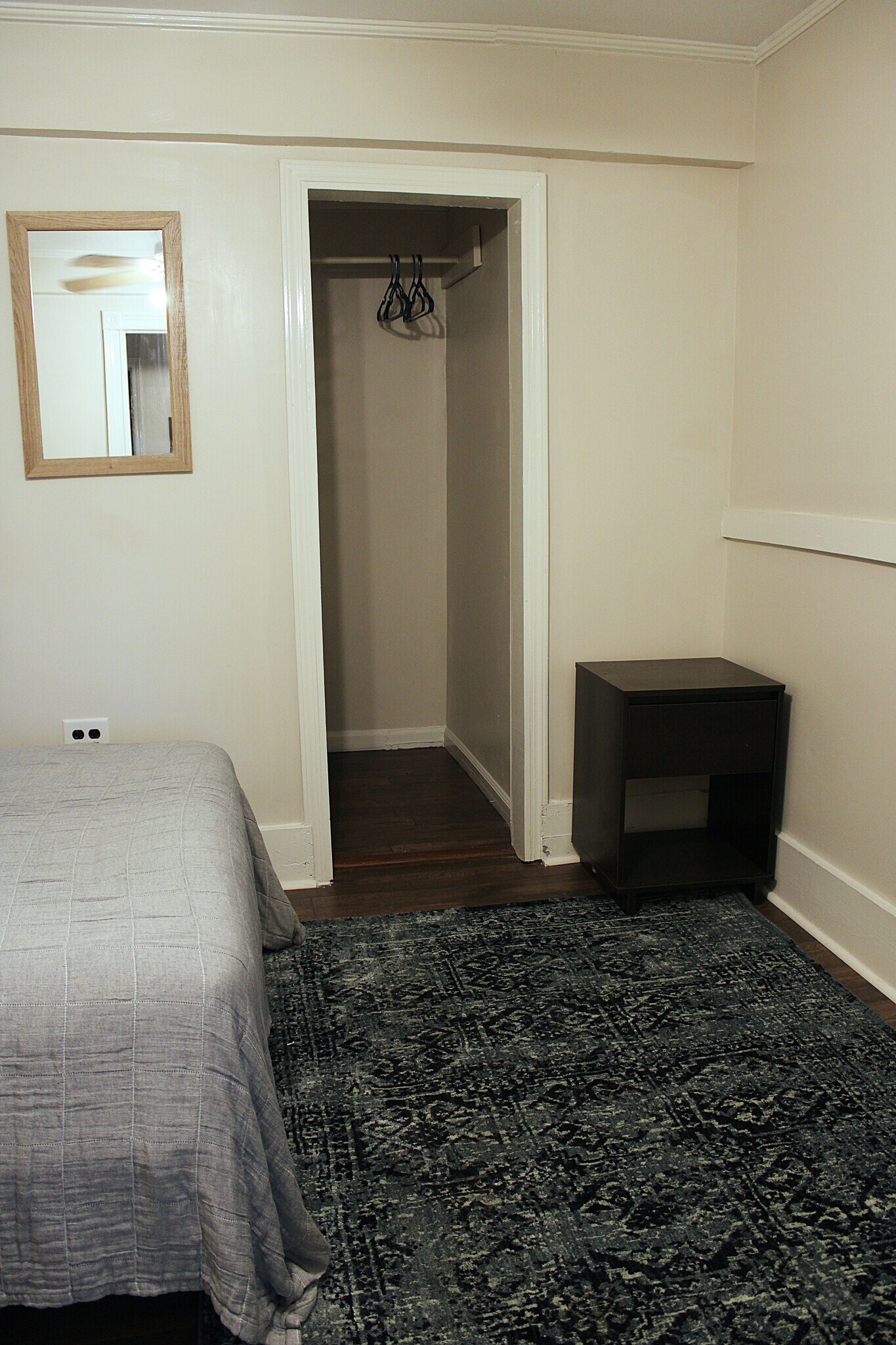 Building Photo - 2529 Napier Ave