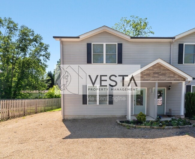 Building Photo - 12 Riddle Rd