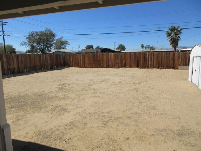 Building Photo - Newly Renovated 3bd 1 ba