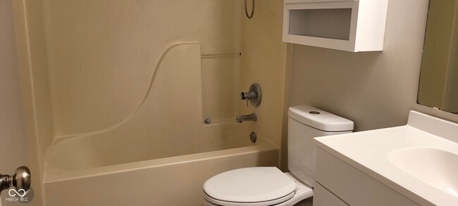 Building Photo - 5626 Prince Woods Cir