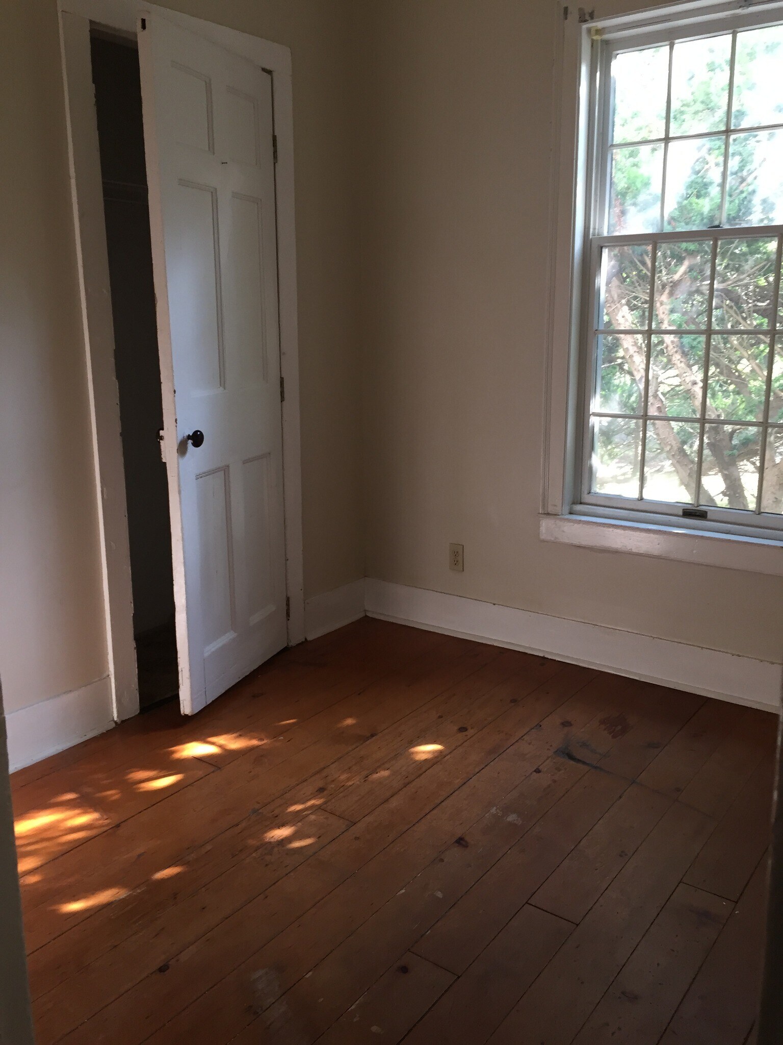 Building Photo - 79 Lower Creek Rd