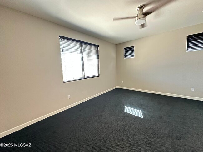 Building Photo - 2238 W Azure Creek Loop