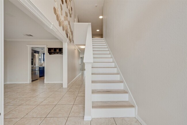 Building Photo - 6902 Kara Pl