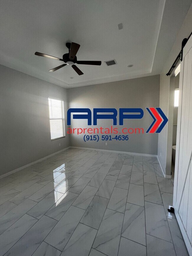 Building Photo - LUXURIOUS HOME FOR RENT