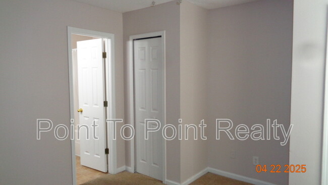Building Photo - 4822 Playpen Dr