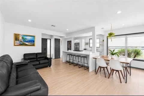 Building Photo - 6721 E La Marimba St