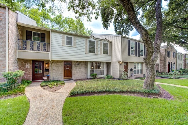 Building Photo - 824 Wax Myrtle Ln