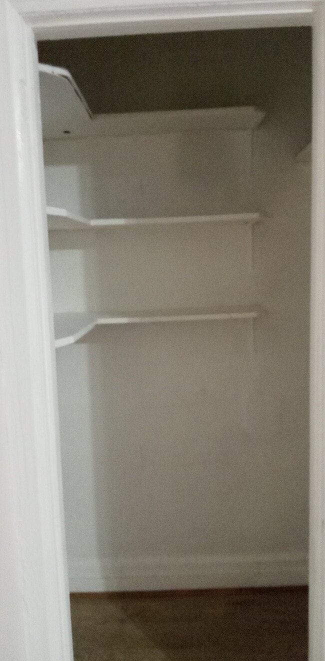 Building Photo - 1720 S Racine Ave