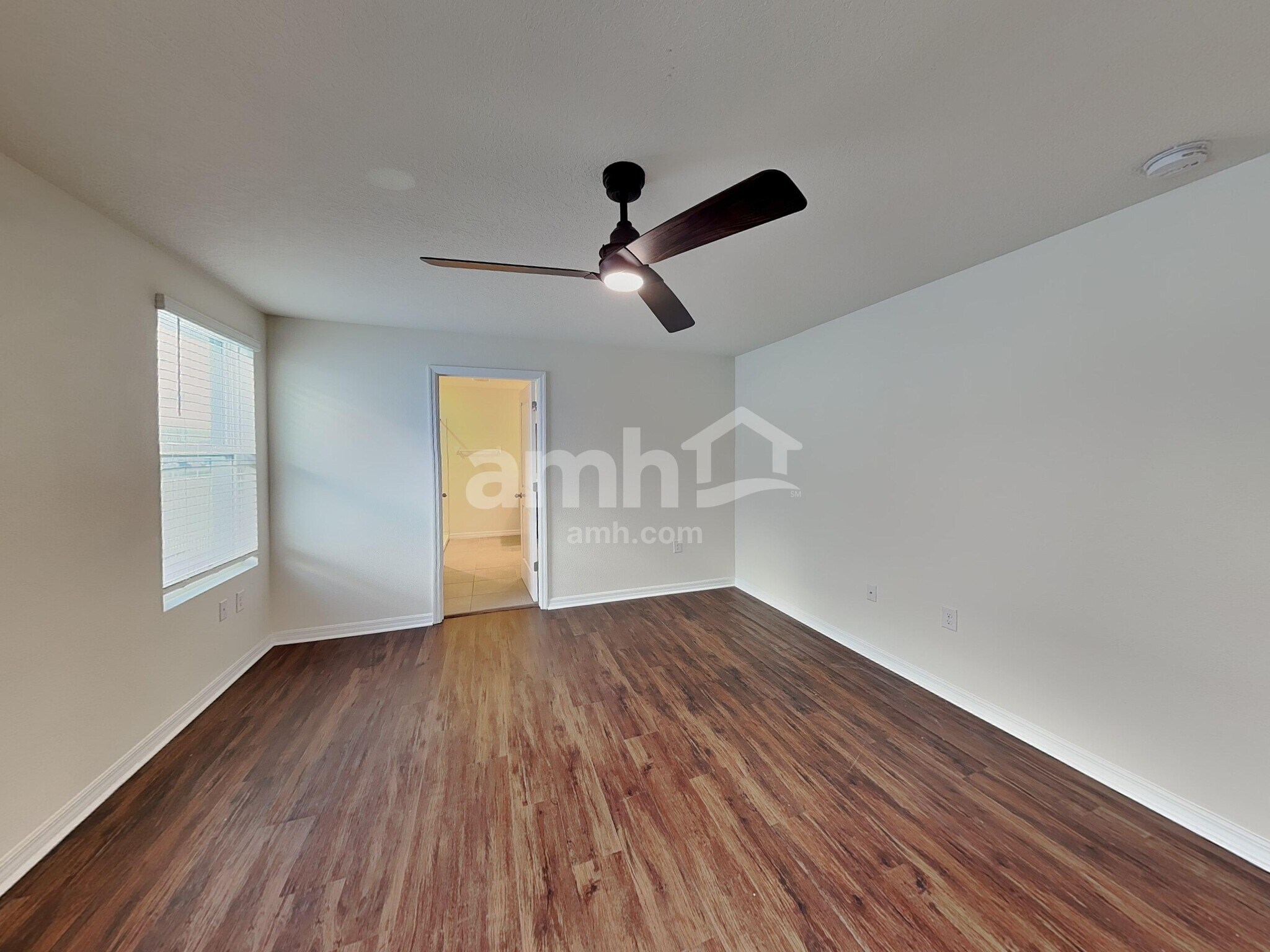 Building Photo - 12241 High Rock Way