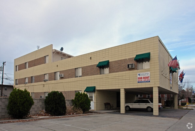 Building Photo - Mill Street Manor