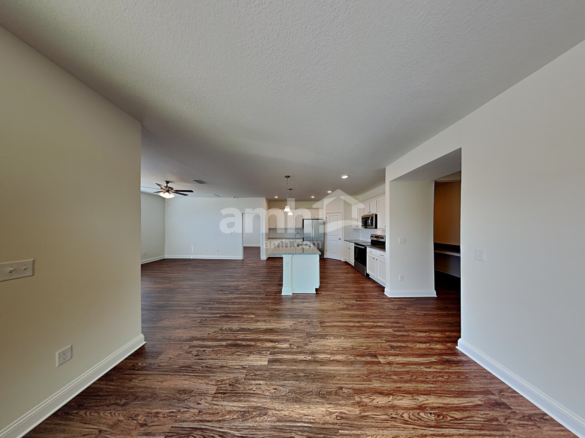 Building Photo - 117 Banyan Frst Dr
