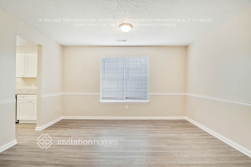 Building Photo - 7330 Cherry Laurel Dr