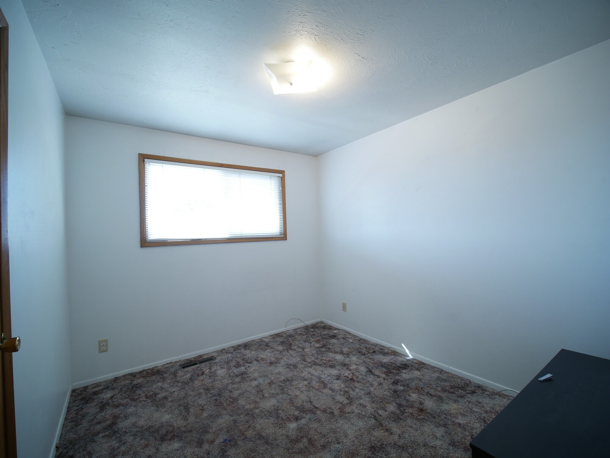 Building Photo - 1425 NW Kenny Dr