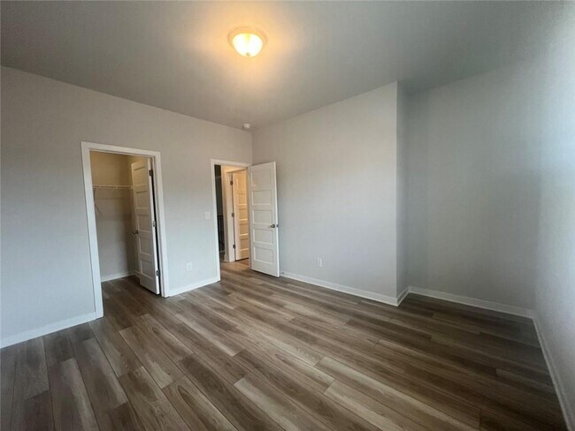 Building Photo - 796 Winding Rose Dr