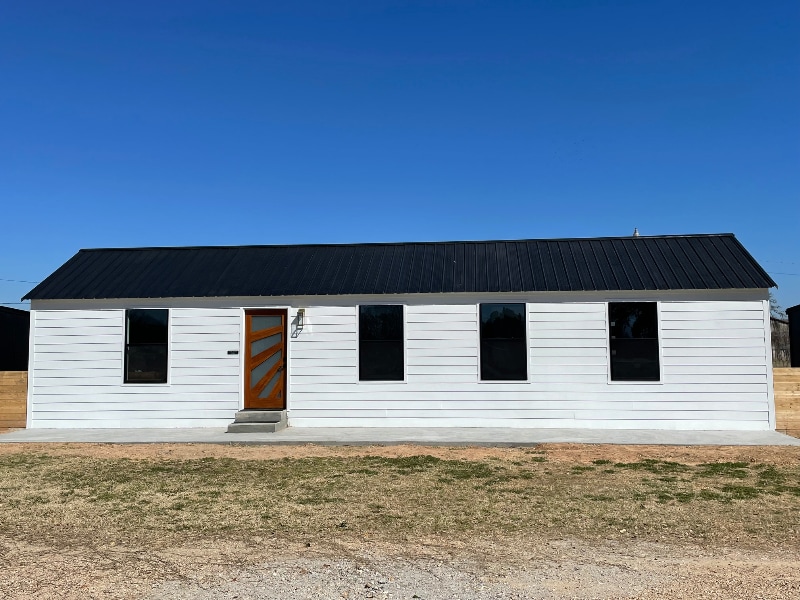 Building Photo - 40 CR 267