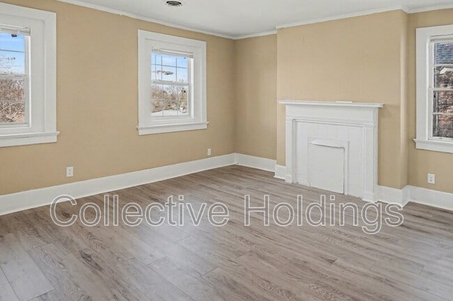 Building Photo - 1811 Fairfax Ave