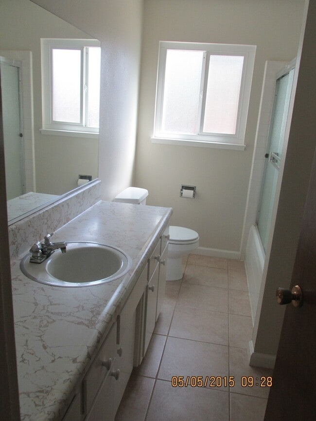 Building Photo - 1425 Chapala Way