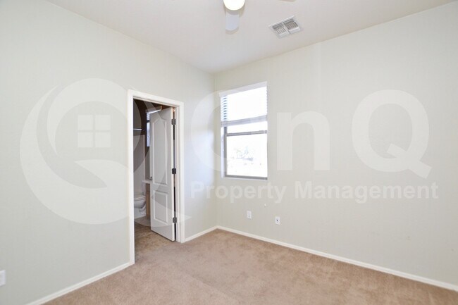 Building Photo - 3793 E Stampede Dr
