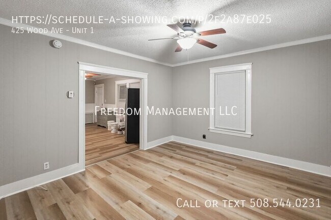 Building Photo - 425 Wood Ave