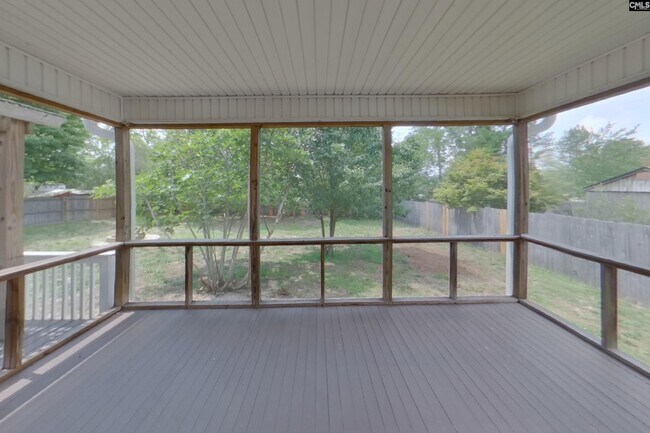 Building Photo - 89 Smokewood Dr