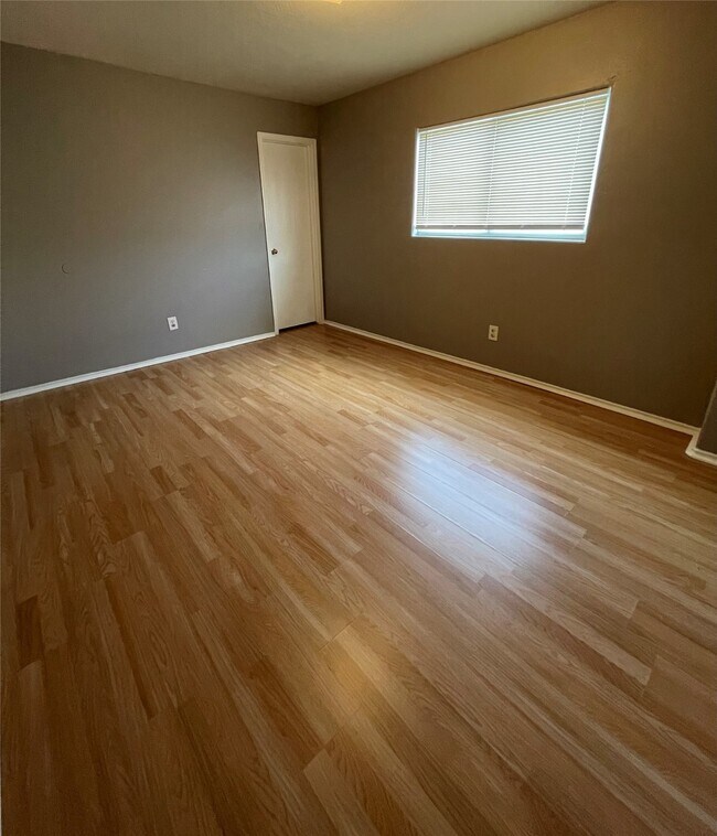 Building Photo - 16822 Perryton Ln