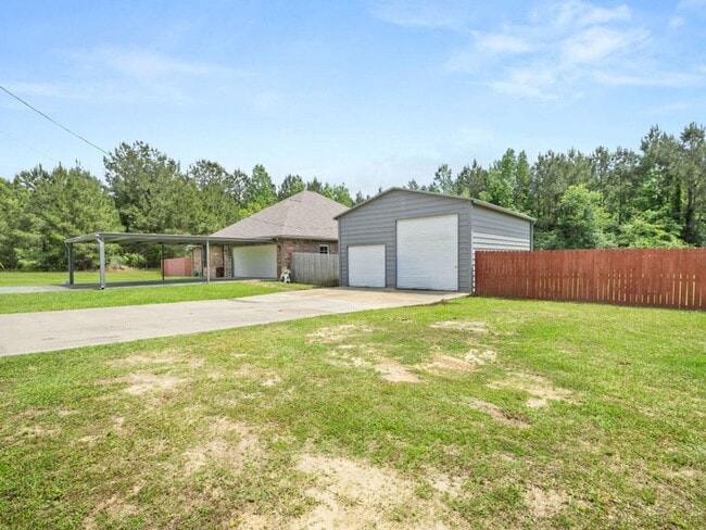 Building Photo - 315 Veterans Ln