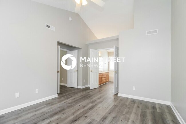 Building Photo - 3 Bedroom Pet-Friendly Home in Winston-Salem, NC with Main Street Renewal