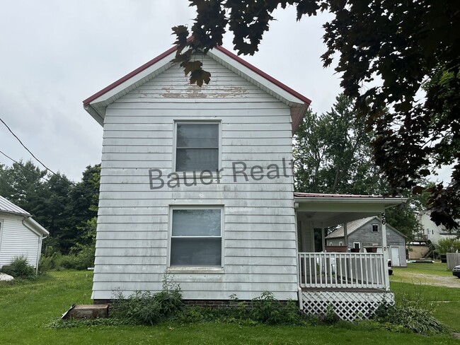 Building Photo - South Central School District