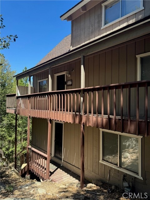 Building Photo - 956 Teakwood Dr