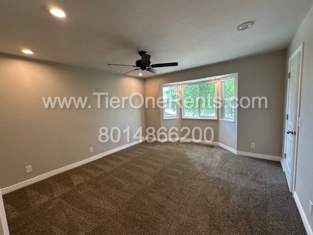 Building Photo - This property offers a NO DEPOSIT option available for qualified renters!