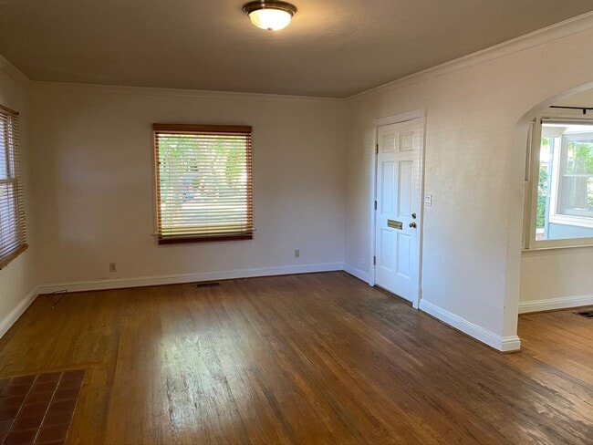 Building Photo - AVAILABLE JULY - Classic SLO Home with Cha...