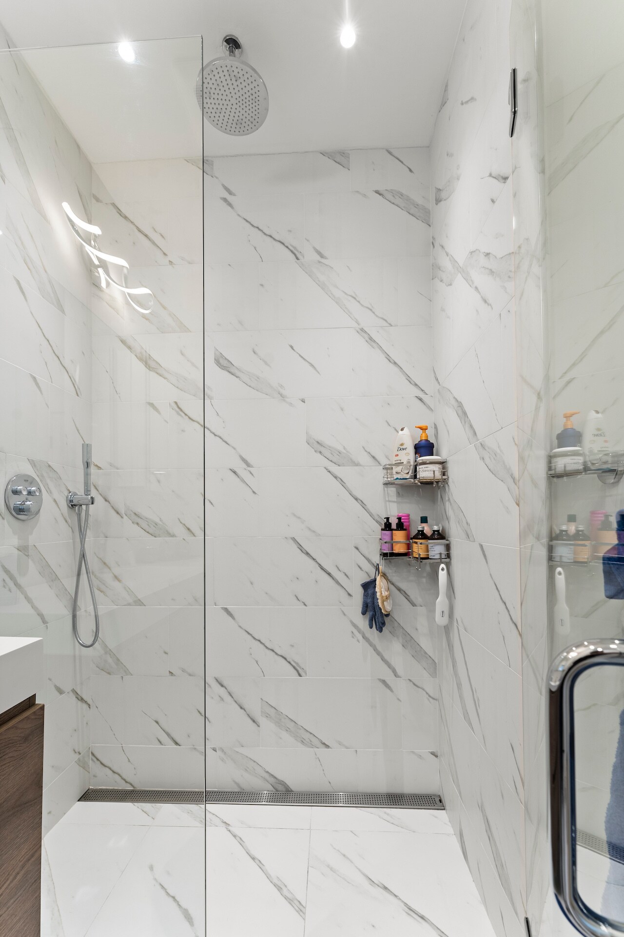 Building Photo - 191 Condor St