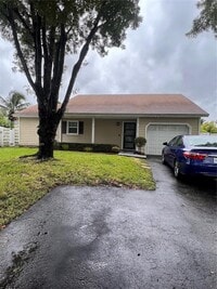 Building Photo - 14574 SW 142nd Ct Cir S