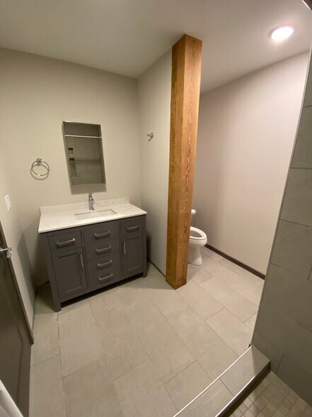 Bathroom - 67 State St