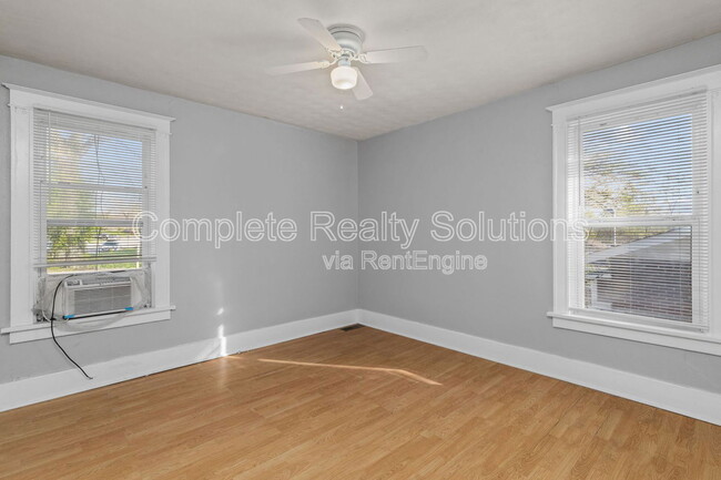 Building Photo - 3514 Colonial Ave