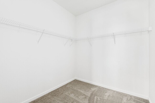 Building Photo - Spacious 3 Bedroom, 3 Bath Townhome located in Arapahoe County available for Summer Move In for t...