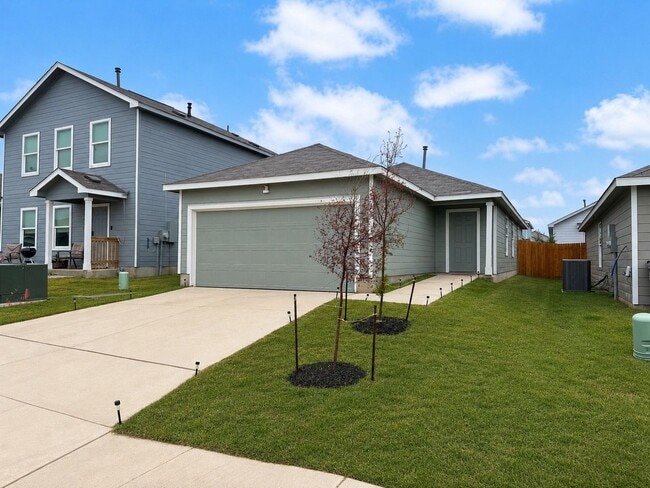 Building Photo - LOVELY 3 BEDROOM 2 BATH HOME WITH EASY ACCESS TO DOWNTOWN & BROOKS CITY BASE FEATURING OUTDOOR AC...