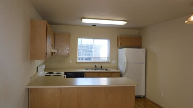 Building Photo - rcy237