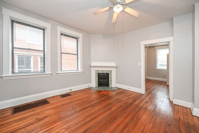 Building Photo - 2342 Chickasaw St