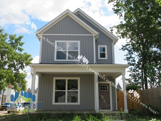 Primary Photo - ONE MONTH FREE RENT! Apply by 8/31! Newly ...