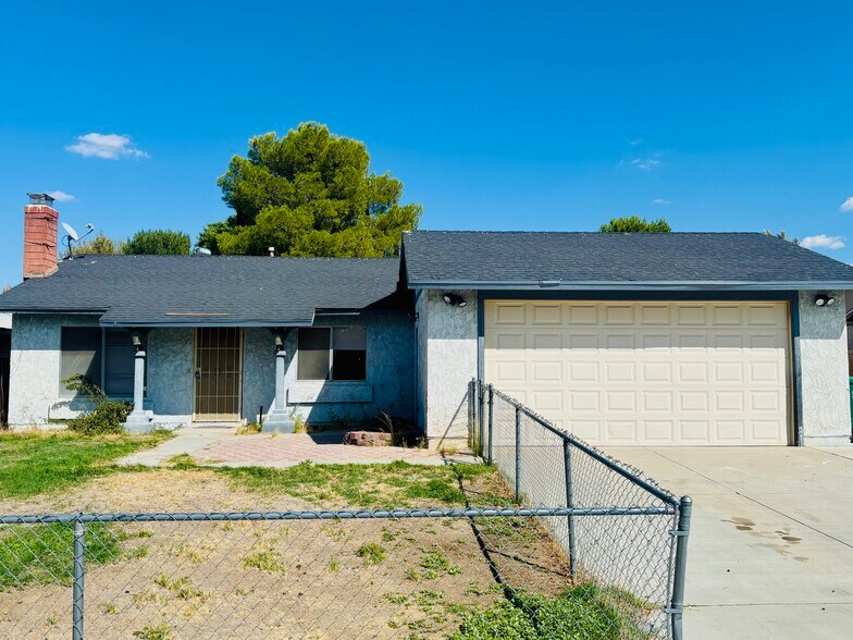 Primary Photo - 43214 Archwood Way