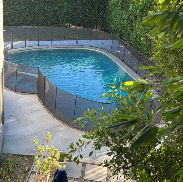 Building Photo - 9625 Oak Pass Rd