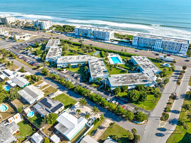 Building Photo - 55 Sea Park Blvd