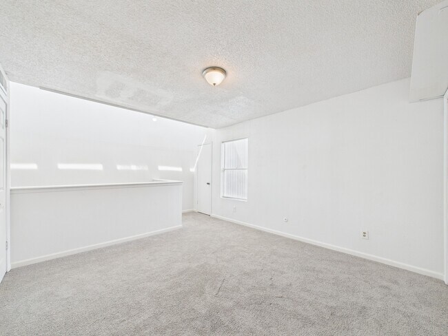 Building Photo - 781 Country Pl Dr