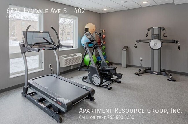 Building Photo - 6324 Lyndale Ave S
