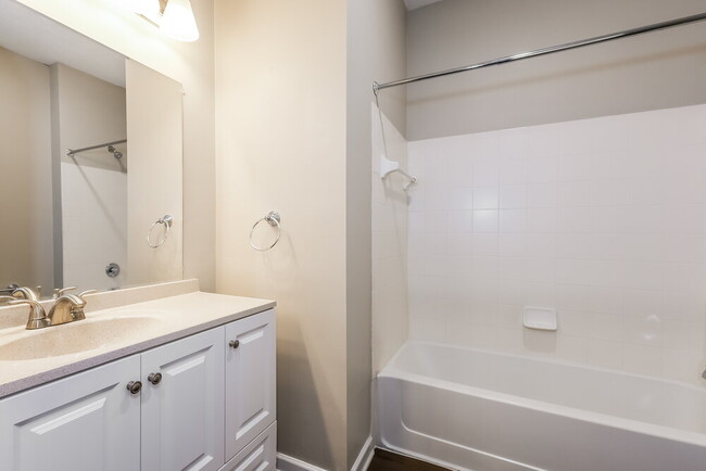 Building Photo - 17980 Villa Creek Dr